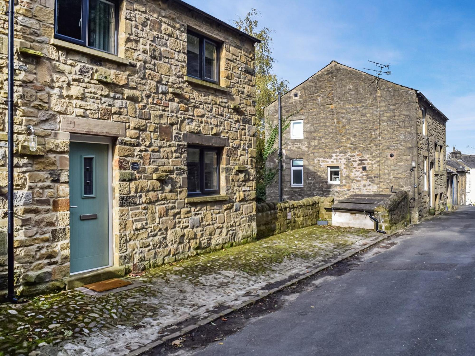 - Uk12970 Settle